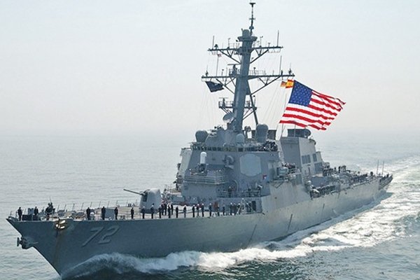 ईरान की ओर से हमले की आशंका के चलते अमेरिका ने समुद्री जहाजों को किया सतर्क
