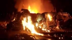 फाइटर प्लेन सुखोई 30 असम में हुआ दुर्घटनाग्रस्त, रिहाइशी इलाकों तक गिरा प्लेन का मलबा
