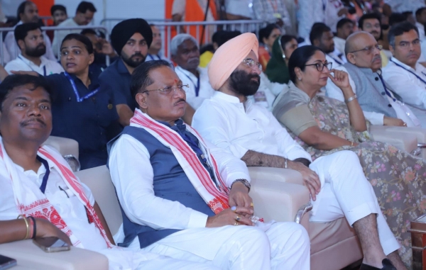 Tribal Pride Resonates Across Red Fort Ground as CM Shri Vishnu Deo Sai Highlights Nature-Centric Development