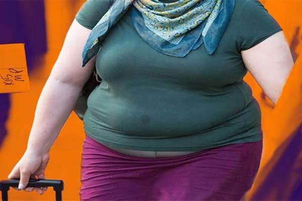 अधिक मोटापे से हैं कई खतरे