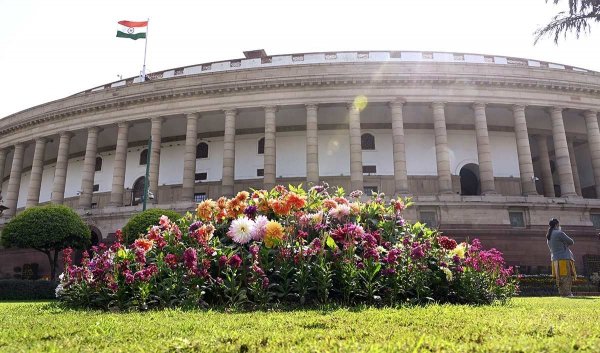 राज्यसभा चुनाव में कांग्रेस ने चिंतन शिविर के संकल्पों को तोड़ा, भाजपा ने हर समुदाय को साथ जोड़ा