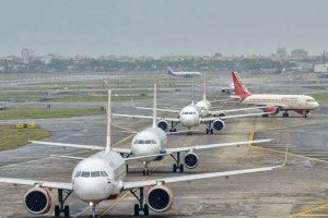 मुंबई एयरपोर्ट विमान उड़ाने को तैयार, बनाई गाइडलाइन, अब आदेश का इंतजार