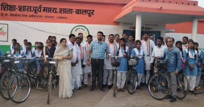 उच्च शिक्षा मंत्री पटेल ने बालपुर में बड़े भजन मेला स्थल का भूमिपूजन किया