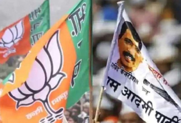 दिल्ली में महापौर भले ही आप का........ताकत में बीजेपी