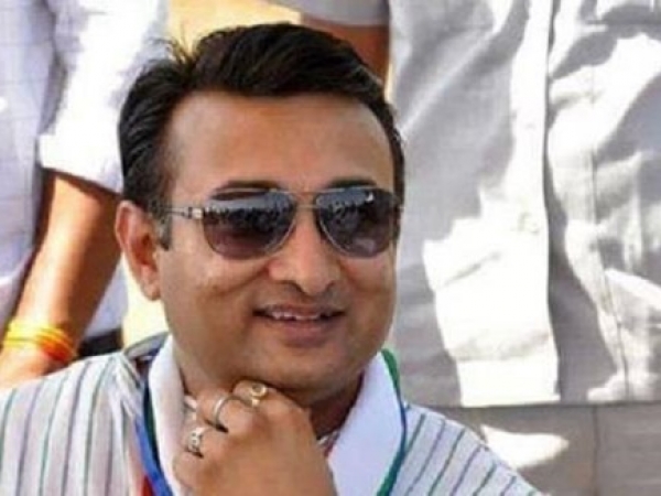 मंत्री राजवर्धन सिंह दत्तीगांव ने दी दीपावली की शुभकामनाएँ