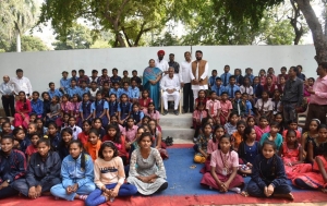मुख्यमंत्री ने जब डिमरापाल आश्रम के बच्चों की इच्छा की पूरी: बच्चों को घुमाया पूरा मुख्यमंत्री निवास