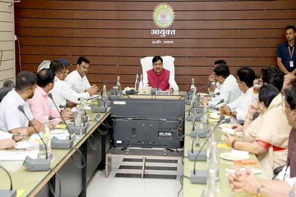 इंदौर के जल संकट की स्थिति पर मुख्यमंत्री डॉ. यादव ने बैठक ली