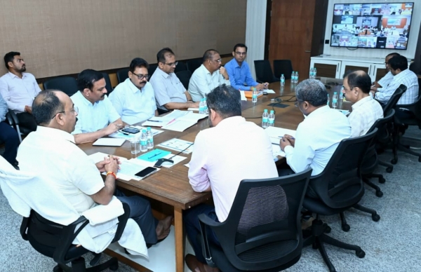 A day after CM Shri Vishnu Deo Sai&rsquo;s announcement, promise of 50 free-of-cost sewing machines fulfilled in Arang&rsquo;s Kosrangi