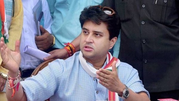 ज्योतिरादित्य सिंधिया ने कांग्रेस महासचिव पद से दिया इस्तीफा, ट्वीट कर कहा- धन्यवाद