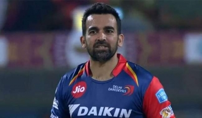 T10 लीग में खेलेंगे जहीर खान, मुनाफ पटेल और प्रवीण कुमार