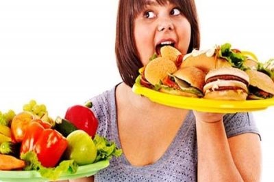 कोलेस्ट्रॉल से बचने जंक और फूड फास्ट‍ फूड से रहें दूर