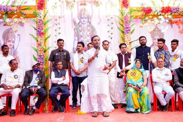 गुहा निषाद राज सम्मेलन में शामिल हुए पीएचई मंत्री गुरु रुद्र कुमार