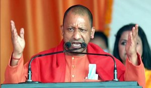 बीजेपी सत्ता विरोधी लहर और वोट बंटने के खतरे से हलकान, योगी के लिए आसान नहीं राह