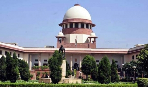 अदालतों पर बढ़ते मुकदमों के बोझ से आम आदमी न्याय की आस ही छोड़ देगा