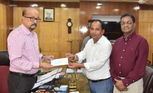 राज्यपाल  रमेन डेका ने रेडक्रॉस सोसायटी संरक्षक के रूप में सदस्यता ग्रहण की राज्यपाल  रमेन डेका
