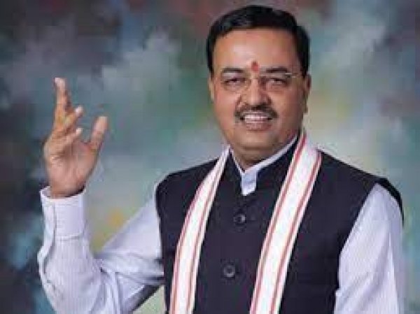 क्या UP में बदलने वाला है सीएम चेहरा? केशव मौर्य ने उठाया ये बड़ा कदम