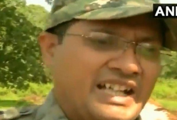 छत्तीसगढ़: दंतेवाड़ा में हुए नक्सली हमले पर रोने लगे एसपी, बताई पूरी दास्तान