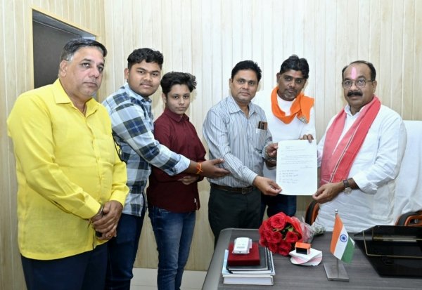 उप मुख्यमंत्री अरुण साव ने खुड़िया जलाशय से जल्द पानी छोड़ने के दिए निर्देश