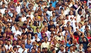 जनसंख्या नियंत्रण कानून समय की माँग, पर इसे भी कुछ लोग विवादित बनाने में लगे