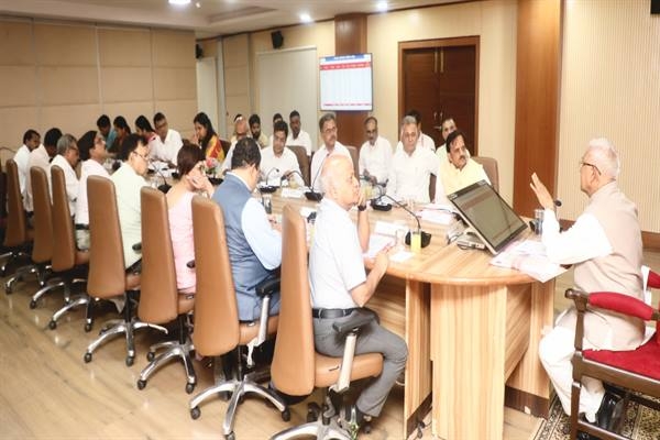 सिकल सेल उन्मूलन प्रयासों को दें सघनता : राज्यपाल श्री पटेल