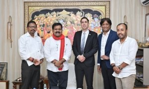 उपमुख्यमंत्री  विजय शर्मा से इस्राइल के आर्थिक प्रतिनिधि श्री यैर ओशेरॉफ की सौजन्य भेंट