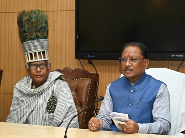 मुख्यमंत्री  विष्णुदेव साय से अखिल भारतीय रामनामी महासभा के प्रतिनिधियों ने की सौजन्य भेंट