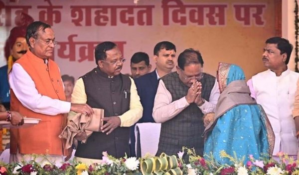 शहीद वीर नारायण सिंह का बलिदान, आत्मगौरव, संघर्ष और स्वाभिमान का प्रतीक - मुख्यमंत्री  साय