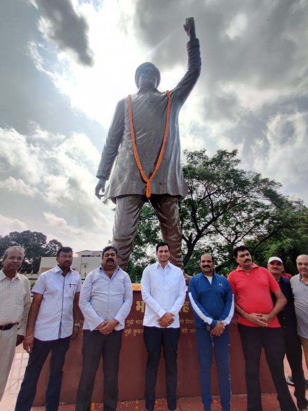 शहीद भगत सिंह की जन्म जयंती पर विधायक देवेंद्र ने दी श्रद्धांजलि