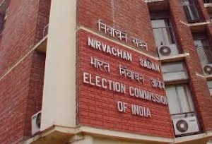 90 लाख वोटर्स का नाम कटने का दावा, बंगाल में चुनावी राजनीति गरमाई