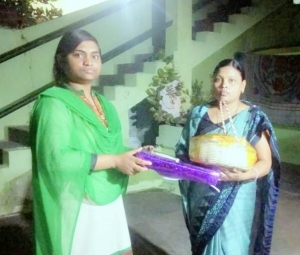 राज्योत्सव के अवसर पर शहीदो के परिवार को मुख्यमंत्री का भेंट दिया गया