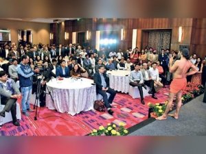 दीपिका पादुकोण के जेएनयू जाने पर बाबा रामदेव बोले- उन्हें हमारे जैसे सलाहकार की जरूरत