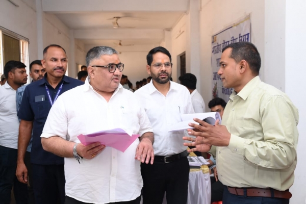संभाग स्तरीय रोजगार मेले में युवाओं का बढ़ाया उत्साह, मंत्री  राजेश अग्रवाल बोले&mdash; प्रतिभा और कौशल को मिलेगा बेहतर अवसर