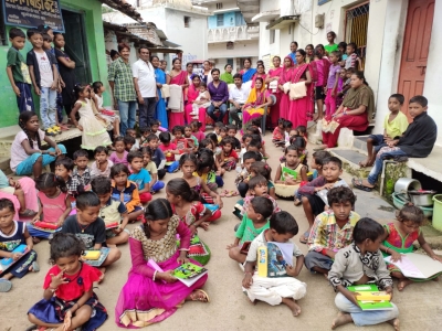 शिक्षा से जीवन संवरती है- पार्षद वर्मा