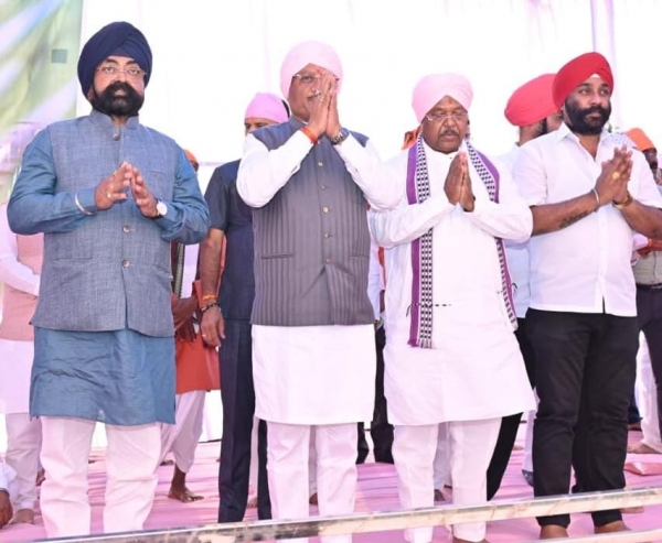 गढ़फुलझर नानकसागर में होला मोहल्ला कार्यक्रम में शामिल हुए मुख्यमंत्री  विष्णु देव साय