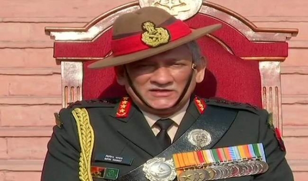जनरल रावत ने पाक को दी चेतावनी, कहा- पहले आतंक बंद करे और धर्मनिरपेक्ष बने