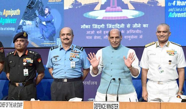 अग्निपथ योजना से रोजगार के अतिरिक्त अवसर निर्मित होंगे