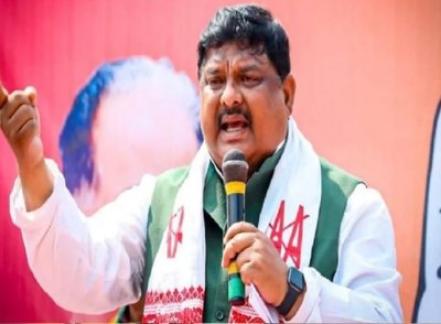 कांग्रेस नेता रकीबुल हुसैन ने विधायक पद से दिया इस्तीफा