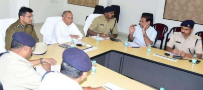 गृह मंत्री ने अपराधों पर नियंत्रण, थानों की व्यवस्था सुधारने, पुलिस चौकियों एवं थानों का उन्नयन