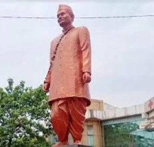 पूर्व प्रधानमंत्री भारतरत्न स्वर्गीय लाल बहादुर शास्त्री की प्रतिमा को हटाए जाने के किसी भी प्रस्ताव का विरोध होगा