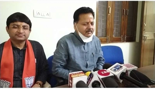 पूर्व मुख्यमंत्री दिग्विजय सिंह का वायरल ऑडियो पर पूर्व मंत्री रामपालसिंह ने कहा यही कांग्रेस का असली चेहरा