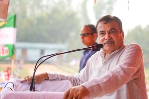 देश की ऑटोमोबाइल इंडस्ट्री तेजी से आगे बढ़ रही है &ndash; केंद्रीय मंत्री नितिन गडकरी