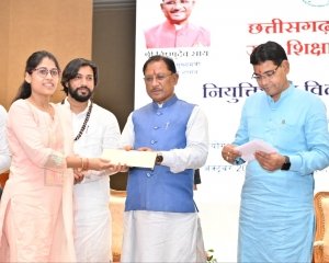 पारदर्शी एवं निष्पक्ष भर्ती प्रक्रियाओं से युवाओं का भविष्य हुआ सुरक्षित : मुख्यमंत्री साय