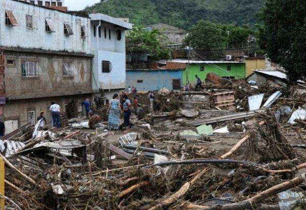 कोलंबिया में भूस्खलन के कारण तीन की मौत, 20 से ज्यादा लापता.