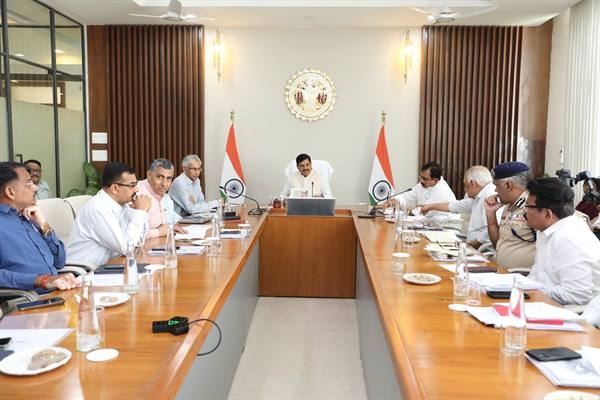 नक्सल उन्मूलन के बाद बालाघाट जिले में तेज करें विकास की गति : मुख्यमंत्री डॉ. यादव