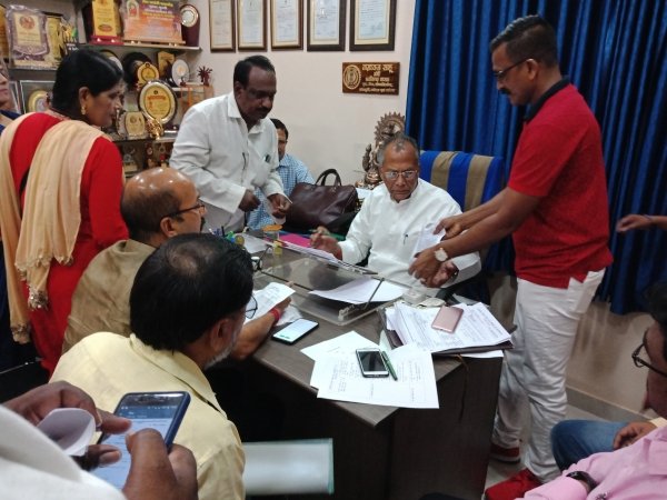 नेहरू नगर बाईपास पर स्थानीय लोगो को टोल मुक्त करने चलाएंगे टोल पर हल्लाबोल अभियान