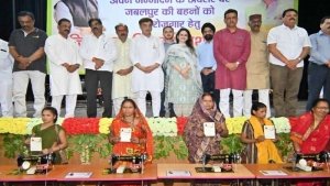 राज्यसभा सदस्‍य विवेक कृष्ण तन्खा बोले- कांग्रेस आई तो महिलाओं को देंगे रोजगार