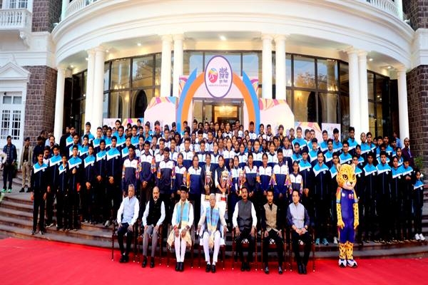 व्यक्तित्व निर्माण के साथ राष्ट्र प्रेम का भाव भी जगाते हैं खेल : राज्यपाल श्री पटेल