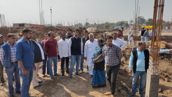 सरस्वती नगर में गरीबों के 638 आशियाने बनाने का कार्य प्रारंभ