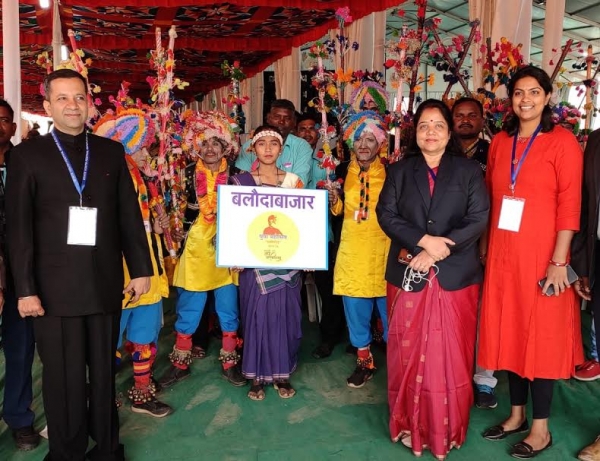 युवा महोत्सव में बलौदाबाजार-भाटापारा जिला के युवाओं ने अपने हुनर का लोहा मनवाया