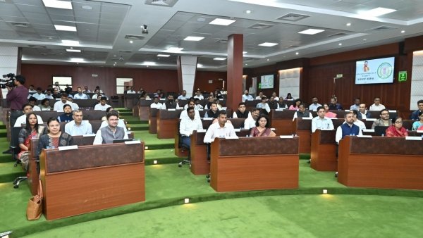 कलेक्टर कॉन्फ्रेंस 2025 : 15 नवंबर से होगी धान खरीदी, कलेक्टरों को धान खरीदी की तैयारियां करने के निर्देश